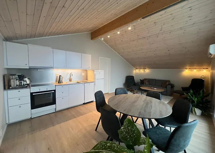 The House By The Sea * Straumsbukta